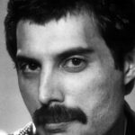 Freddie-Mercury-HQ-freddie-mercury-31872932-883-1199