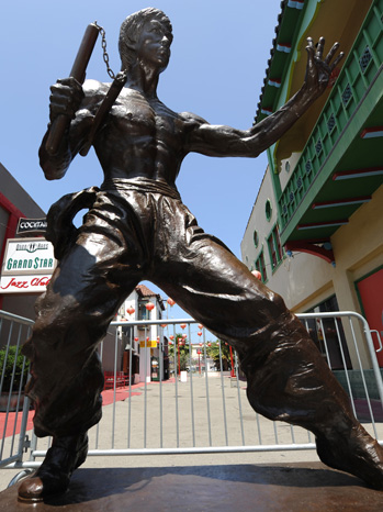 Bruce Lee Statue Now Protecting Chinatown
