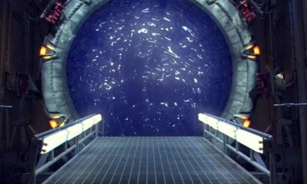 Roland Emmerich to Revisit ‘Stargate’