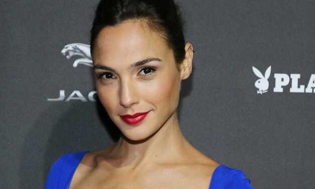 Gal Gadot Signs Three-Picture Deal to Play Wonder Woman