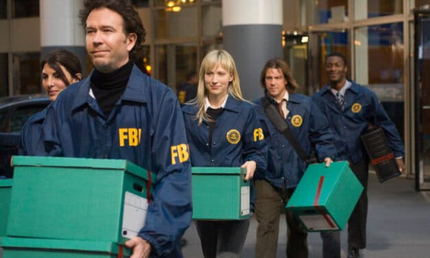 LEVERAGE, THE 1ST SEASON DVD REVIEW