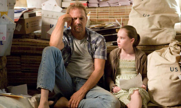 SWING VOTE DVD REVIEW